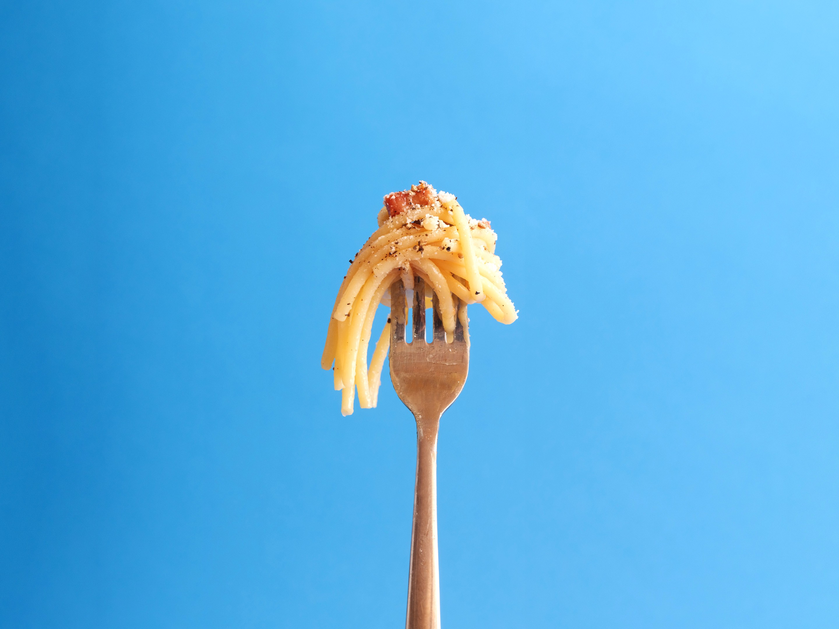 pasta-alla-carbonara__hero-image.jpg