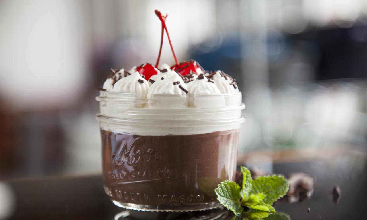 chocolate-pudding-in-a-jar__hero-image.jpg