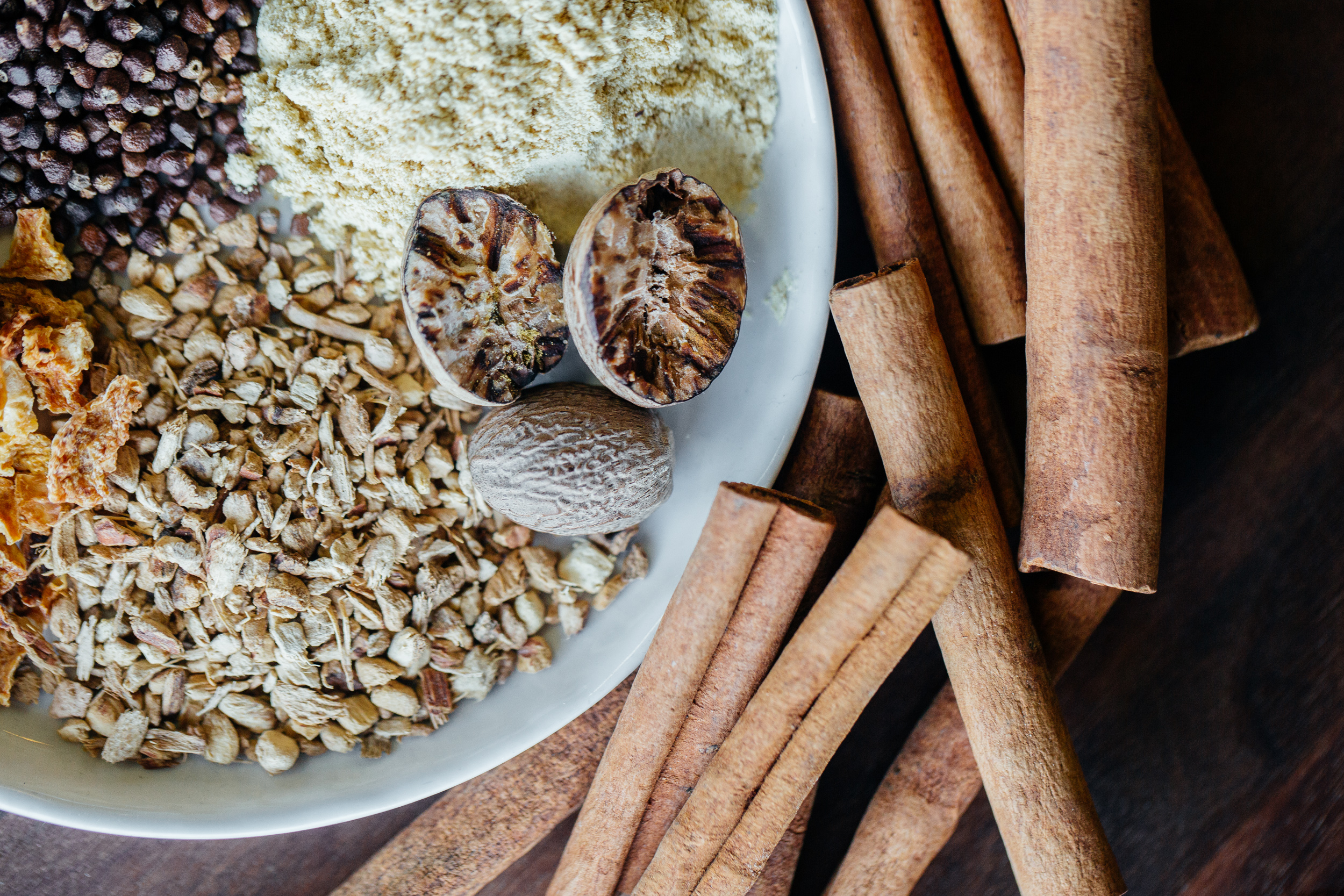 medieval-sweet-spice-an-aromatic-blend-for-pork-dishes__hero-image.jpg