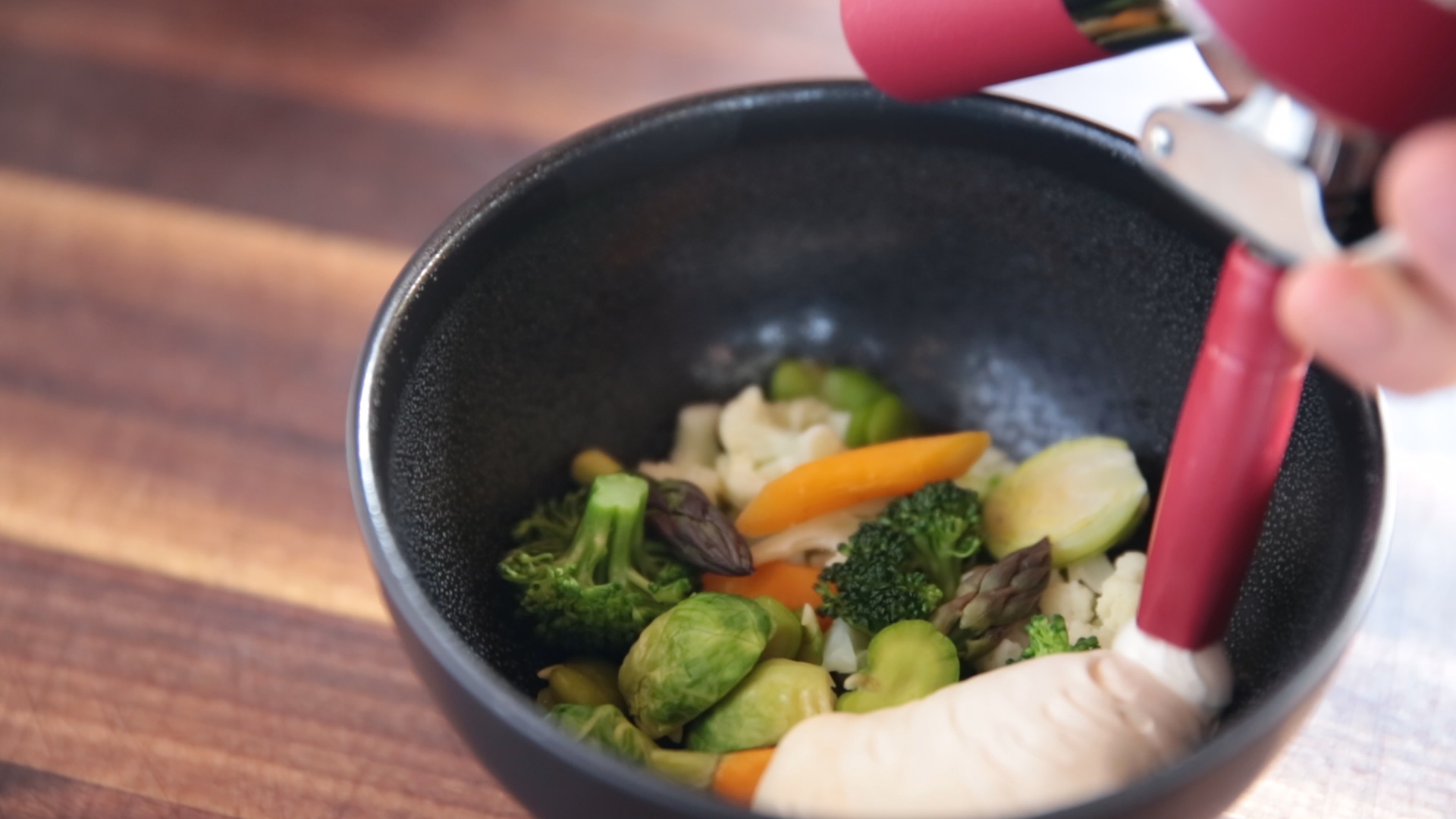 bagna-cauda-vegetables__hero-image__0206210255.jpg