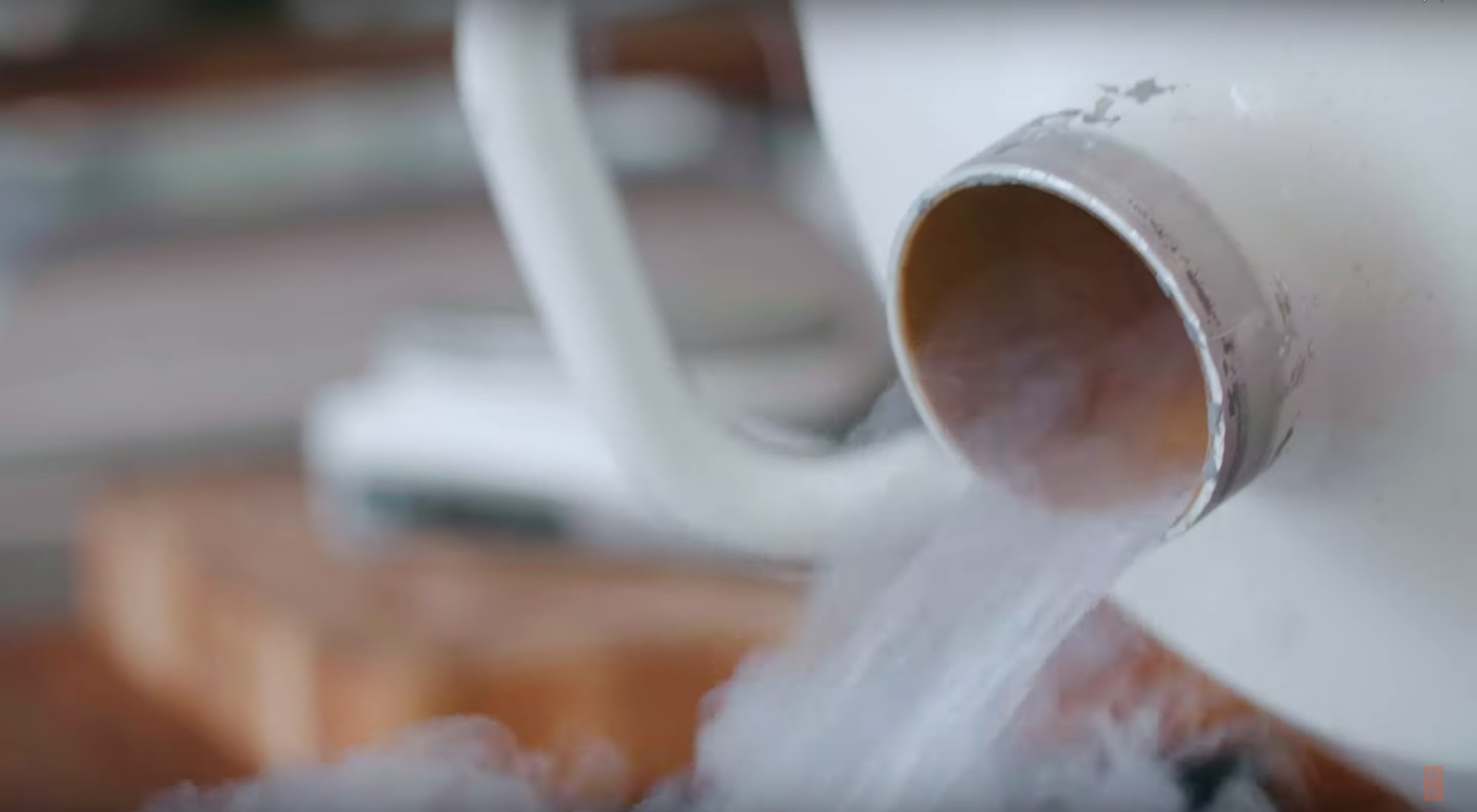 frozen-cryogenic-poaching-with-liquid-nitrogen__hero-image.jpg