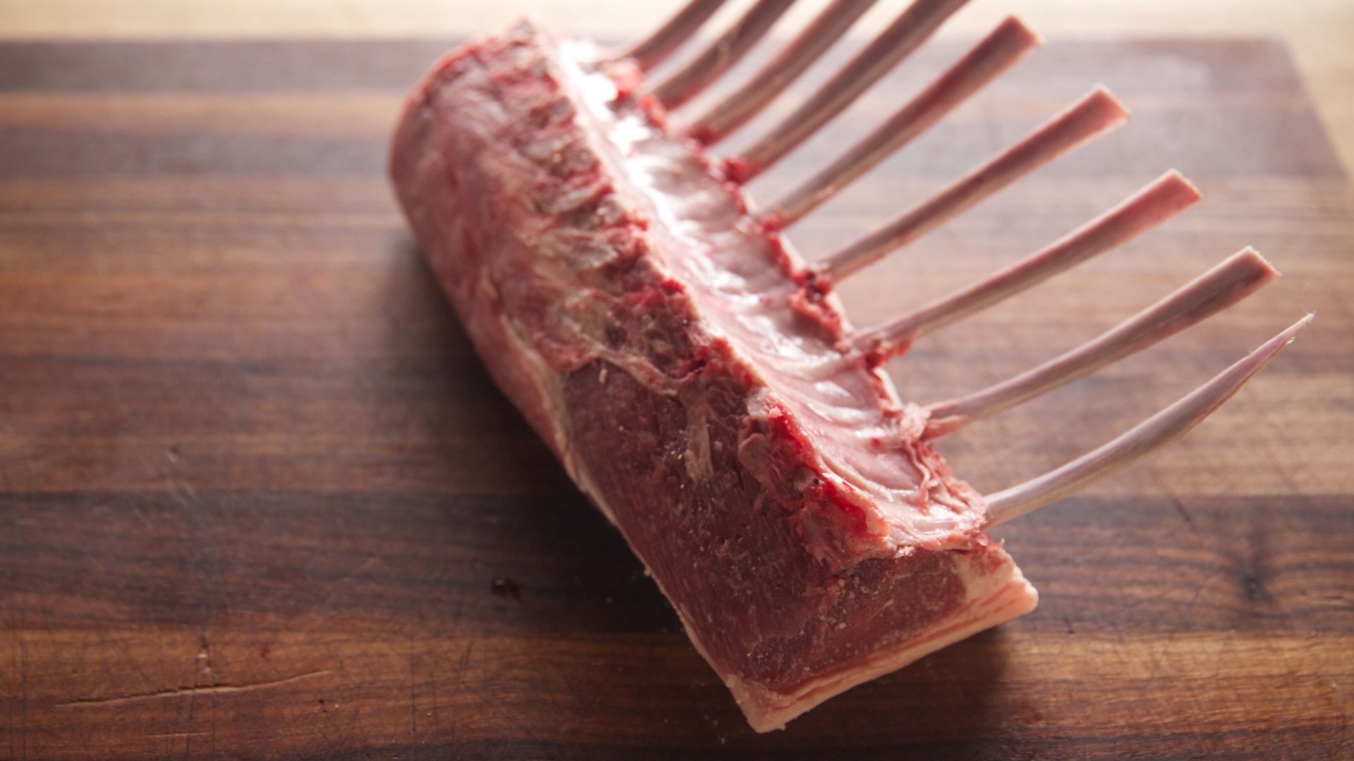 how-to-french-a-rack-of-lamb__hero-image.jpg