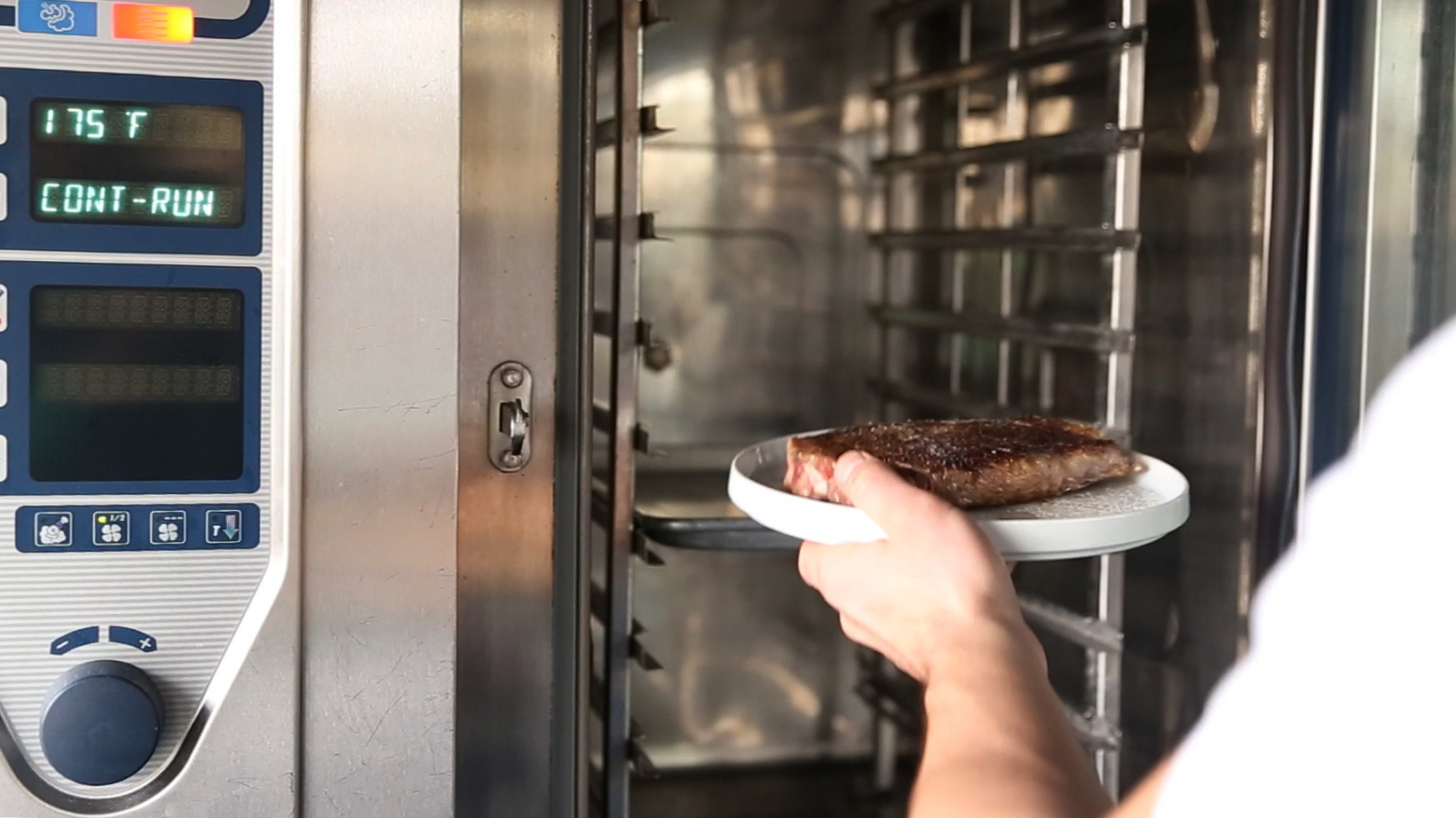 step-7-set-oven-to-low-temp__hero-image__9c853d7287.jpg