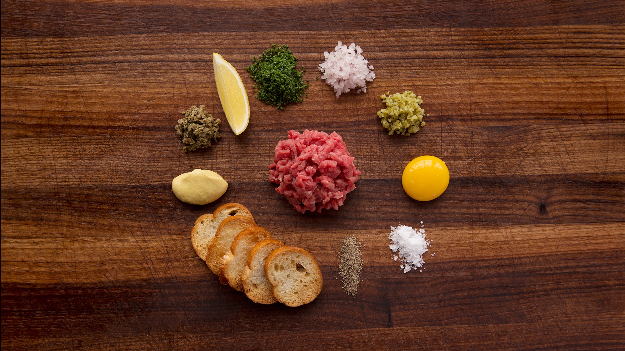 classic-steak-tartare__hero-image.jpg