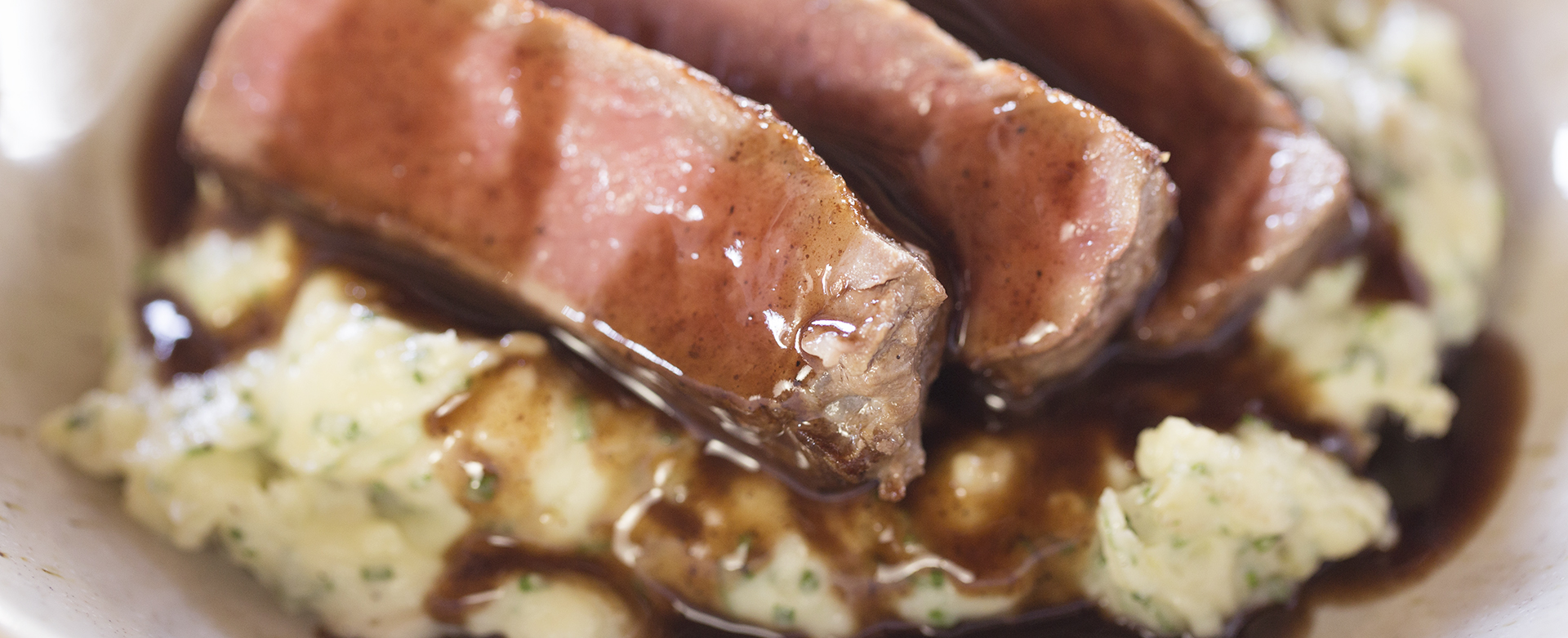 simple-sous-vide-steak-with-red-wine-sauce__hero-image.jpg