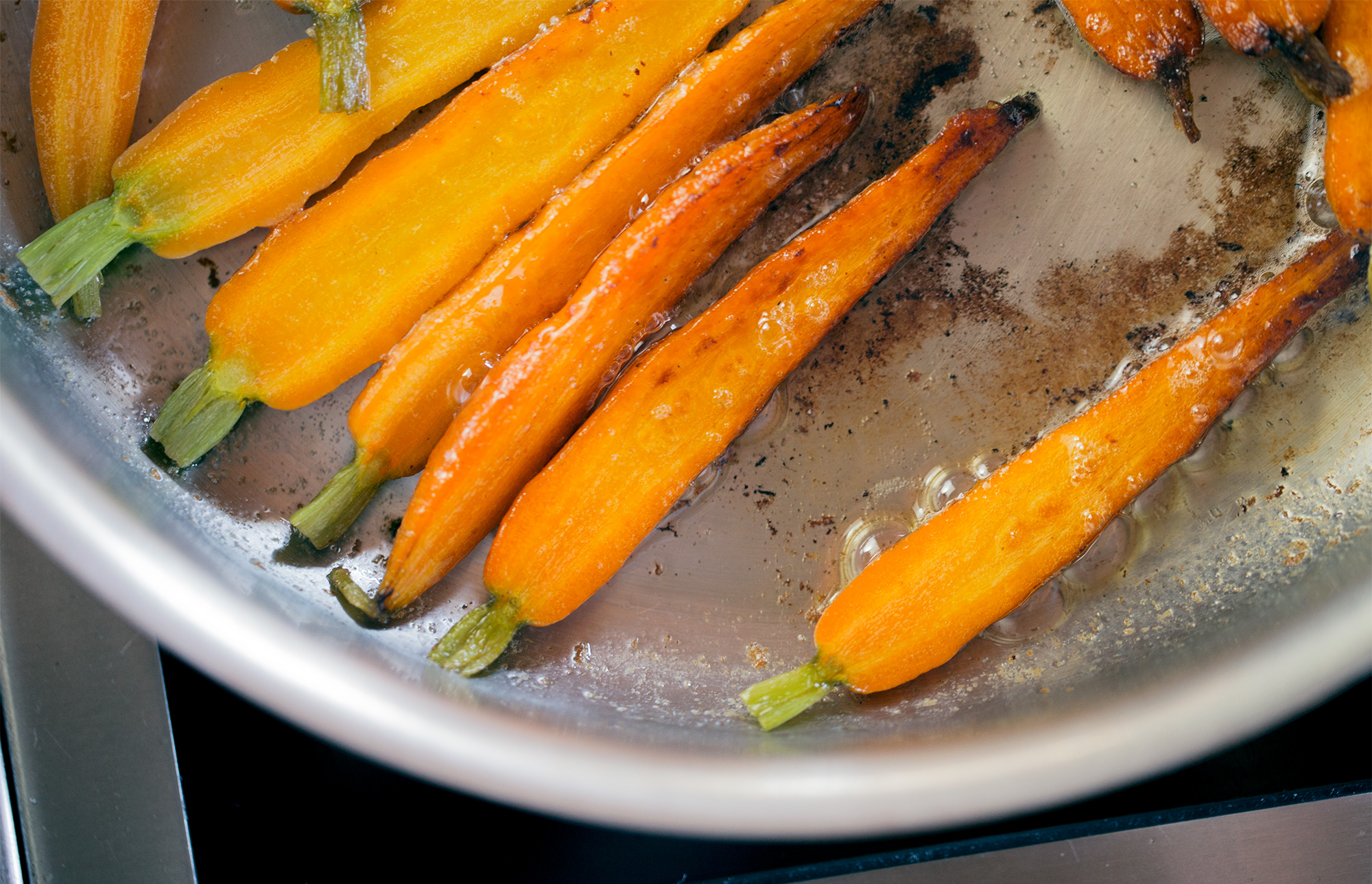caramelized-carrots__hero-image.jpg