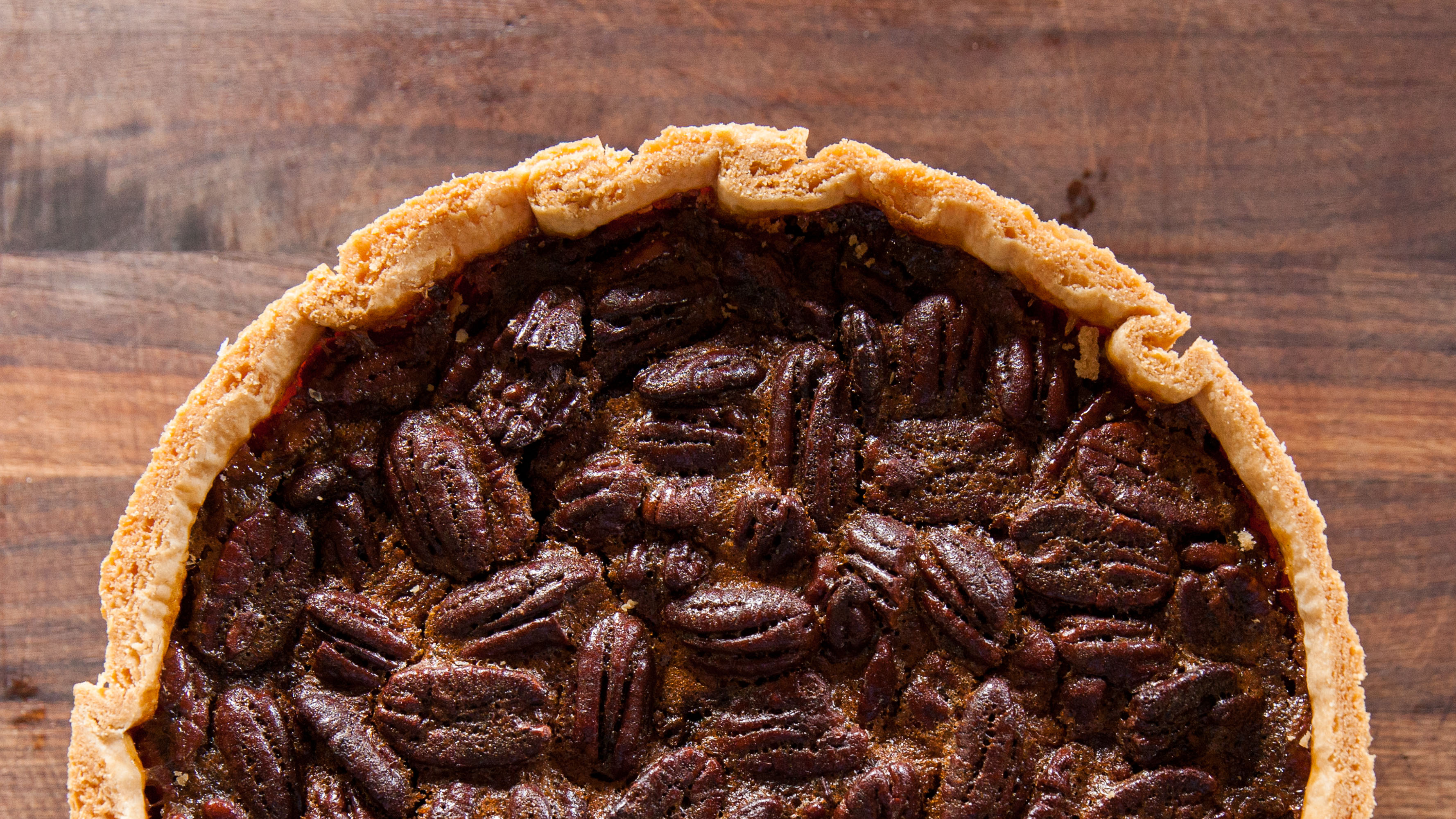 deep-dish-pecan-pie__hero-image.jpg