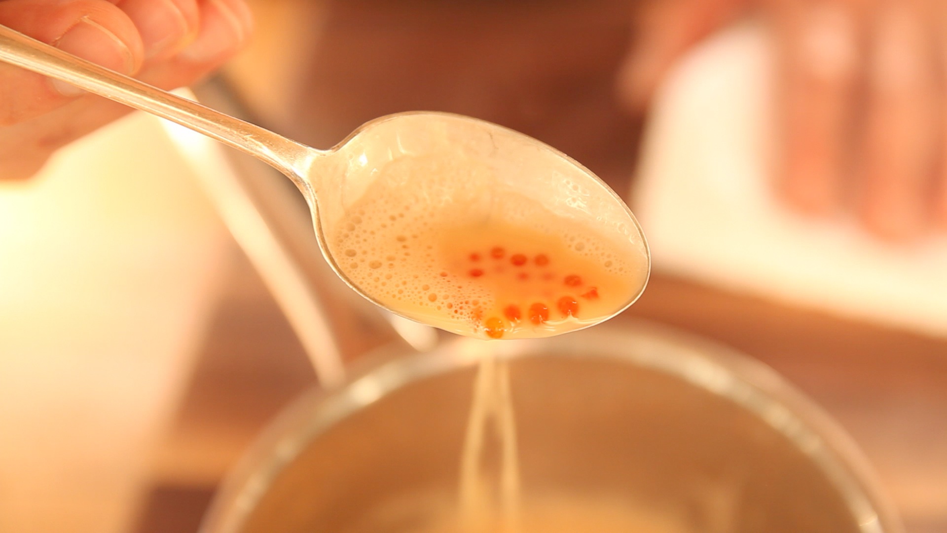 chicken-and-caviar-sauce__hero-image__8233cfef09.jpg