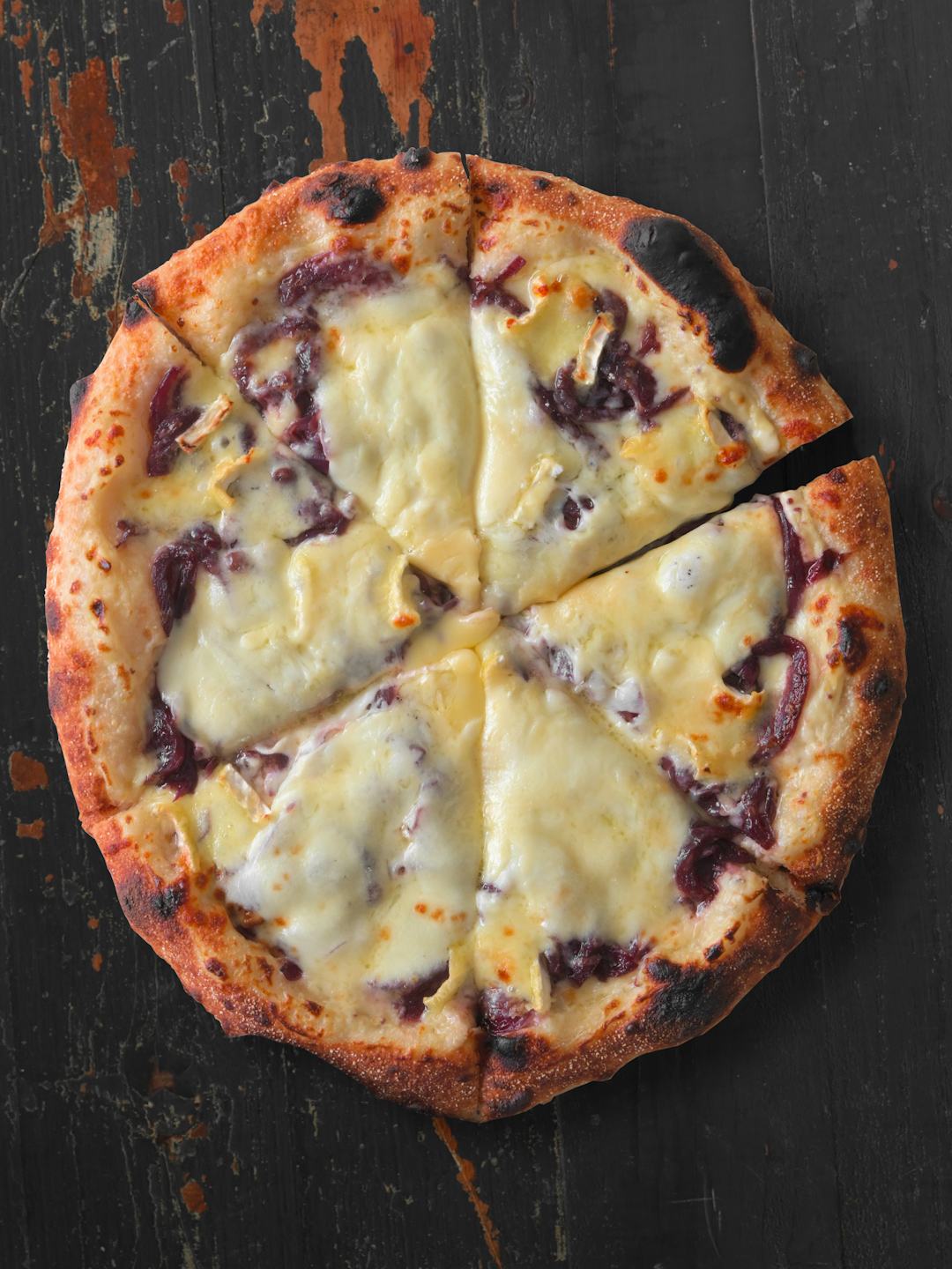 Französisch-Neapolitanische Pizza