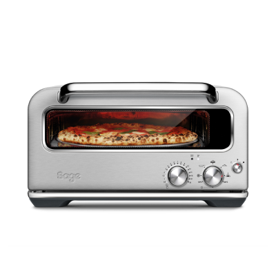 the Smart Oven® Pizzaiolo