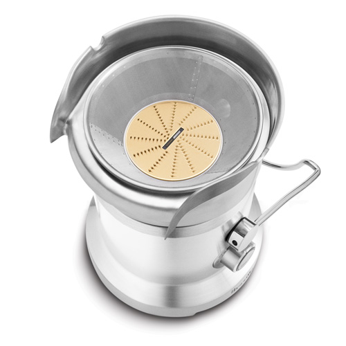 the Nutri Juicer® Plus Spremiagrumi in Argento Sistema di estrazione unico