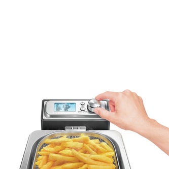 the Smart Fryer™ Woks, Skillets & Deep Fryers in Silver perfect cooking selections