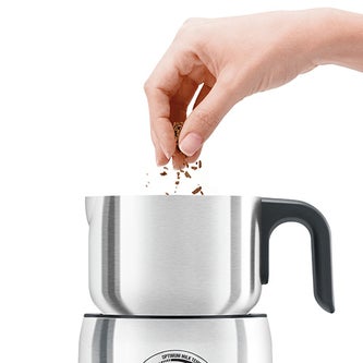 the Milk Café™ Milchaufschäumer in Gebürsteter Edelstahl induktionserwärmung
