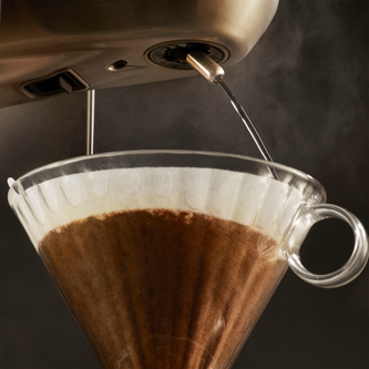 Lifestyle shot of the Spiral Luxe™ Auto Pour Over