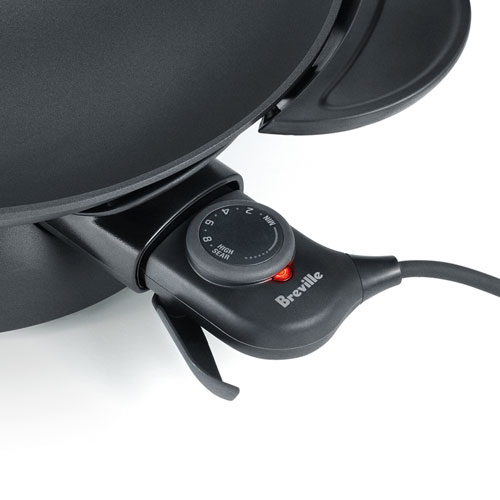 BEW300BLK-the-quick-wok-woks-skillets-deep-fryers-dna3.jpg