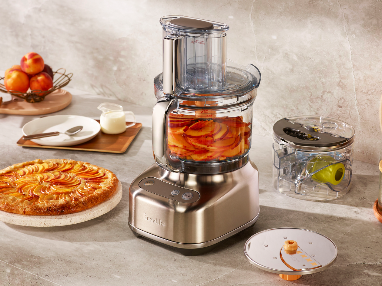 Ultra-durable BPA-free* bowl & lid