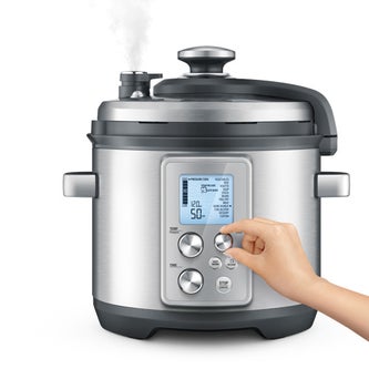 the Fast Slow Pro™ Kocher in Gebürsteter Edelstahl dreifach sicherer deckel