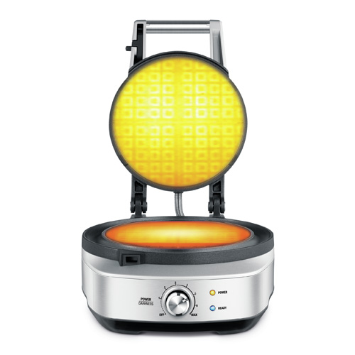 the No-Mess Waffle™ in Brushed Stainless Steel thermal pro even heat