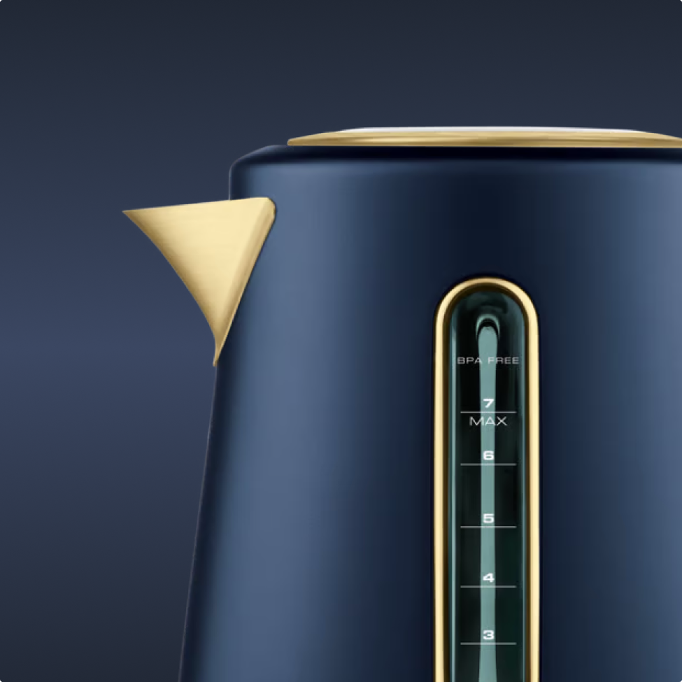 kettle with damson blue and brass finish